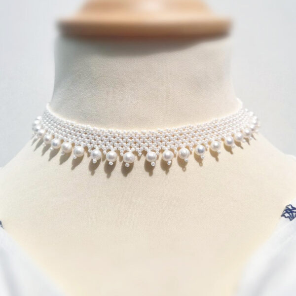 Collier élégant en perles d’eau douce – bijou artisanal