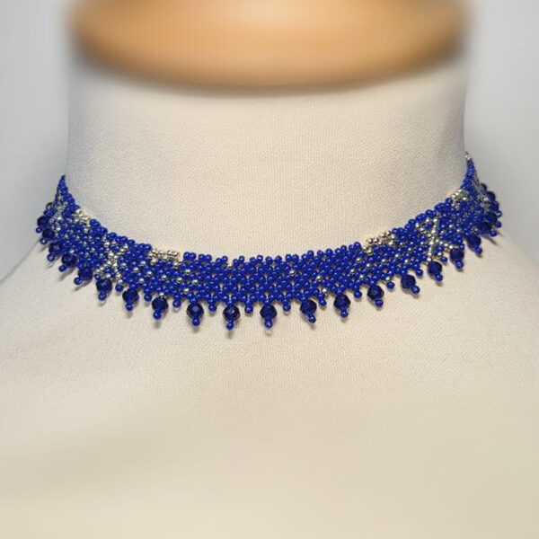 Choker en perles Miyuki bleu fait main avec cristaux de verre