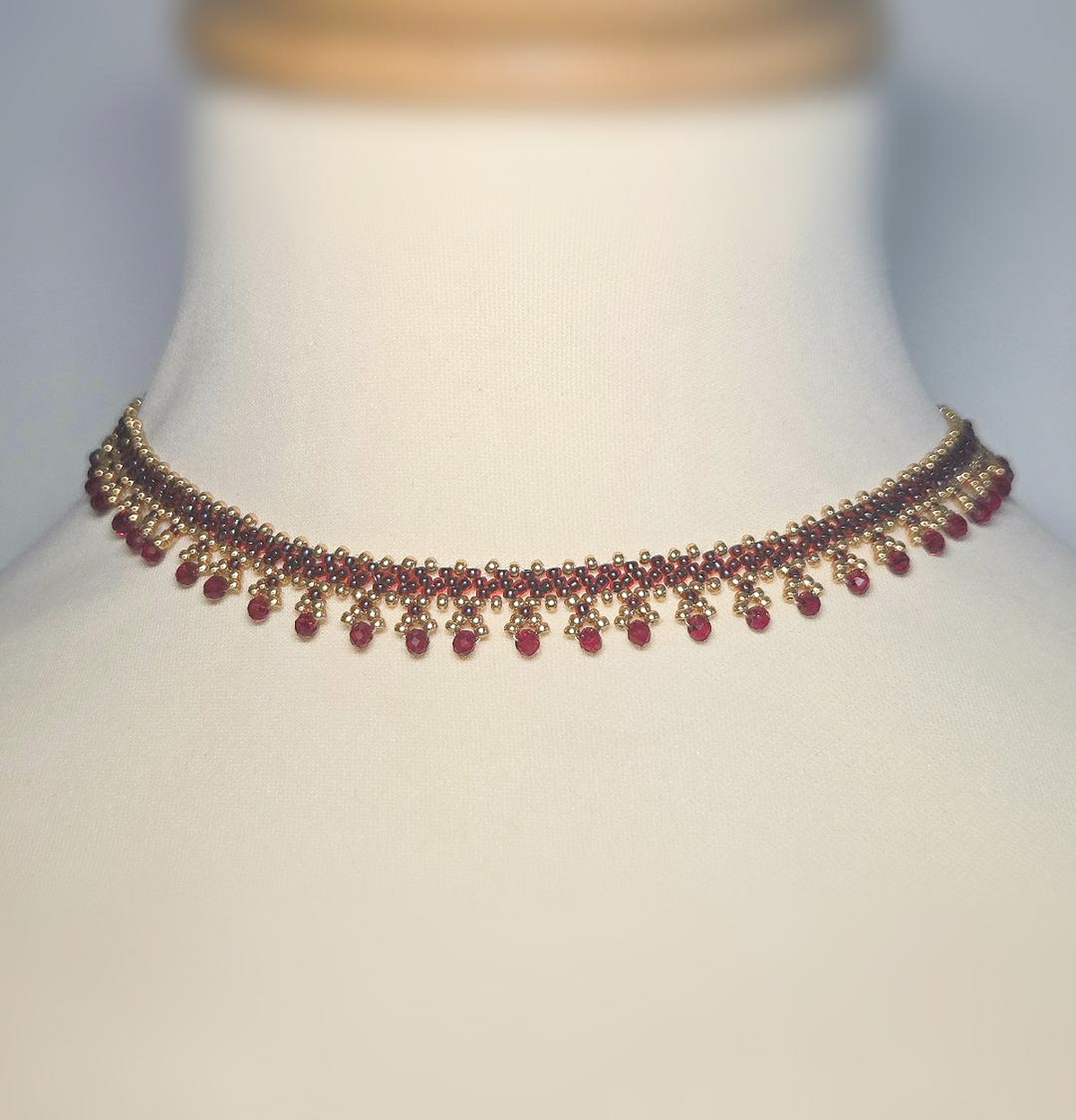 Collier en rocailles Miyuki & cristaux de verre