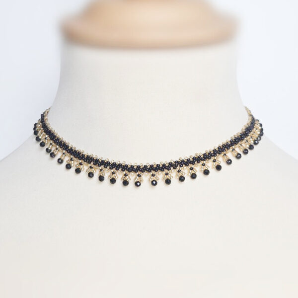 Collier Prettiest of All Miyuki noir fait main avec cristaux noirs
